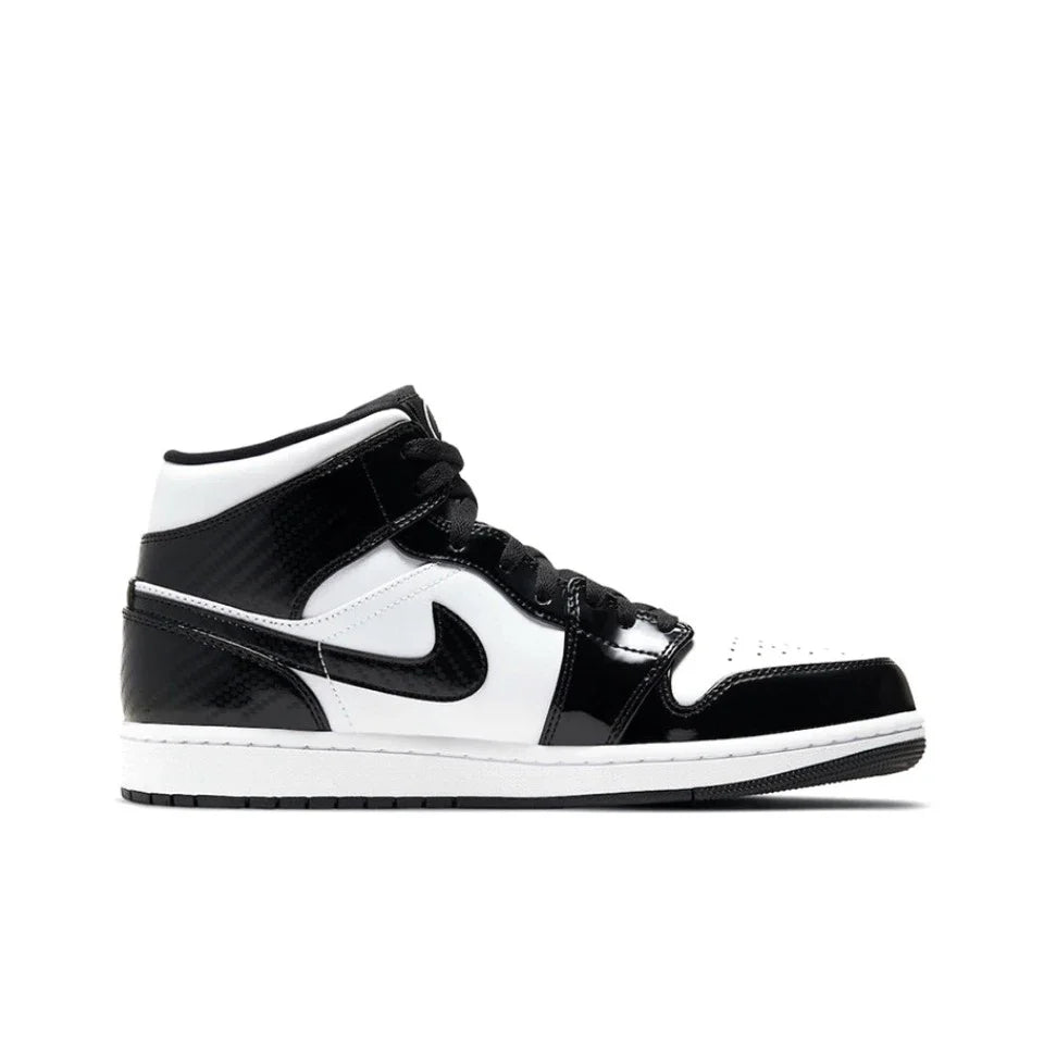 Original Air Jordan 1 Mid 'Chicago' Red and White For Men Classic Retro Basketball Sneakers Shoes 554724-173