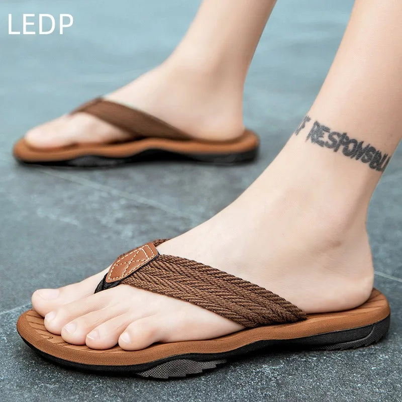 Men's Large Size Slippers Casual EVA Flip Flops Wear-resistant Beach Shoes Fashion Breathable Versatile Comfortable Waterproof