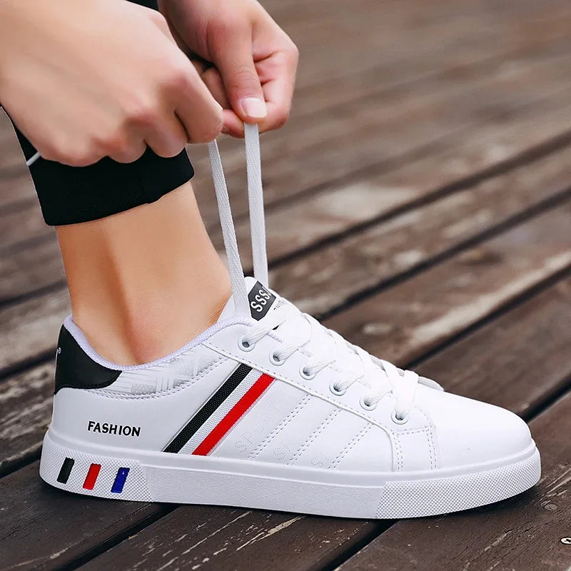 Men's Sneakers White Casual Shoes Men Original Lightweight Luxury Shoes for Men Breathable Flats Men's Sneakers Chaussure Hommes